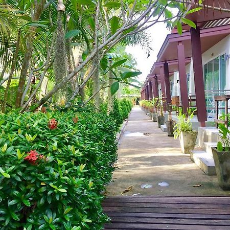 Naiyang Boutique Resort Ban Phak Chit Bagian luar foto