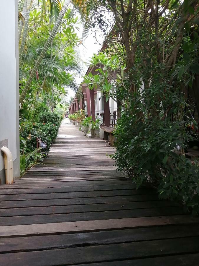 Naiyang Boutique Resort Ban Phak Chit Bagian luar foto